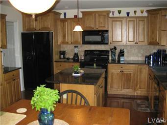 3261 Scott Road Schnecksville, PA 18078 - Photo 5 of 16 Gallery Image 5