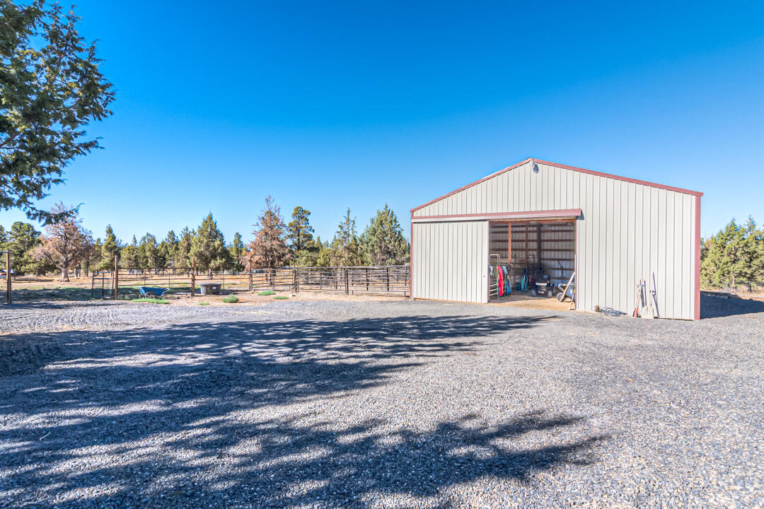 14555 Southeast Crow Road Prineville, OR 97754 - Photo 5 of 29 easy barn access for hay, tractor, etc.