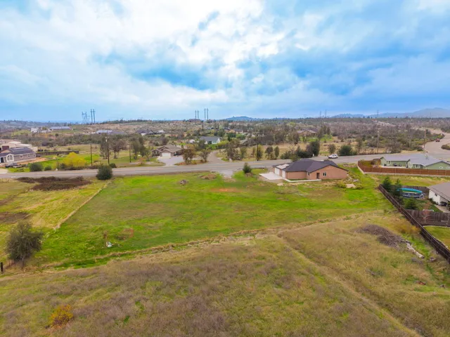 $800,000 | Undisclosed Address, Redding, CA 96003