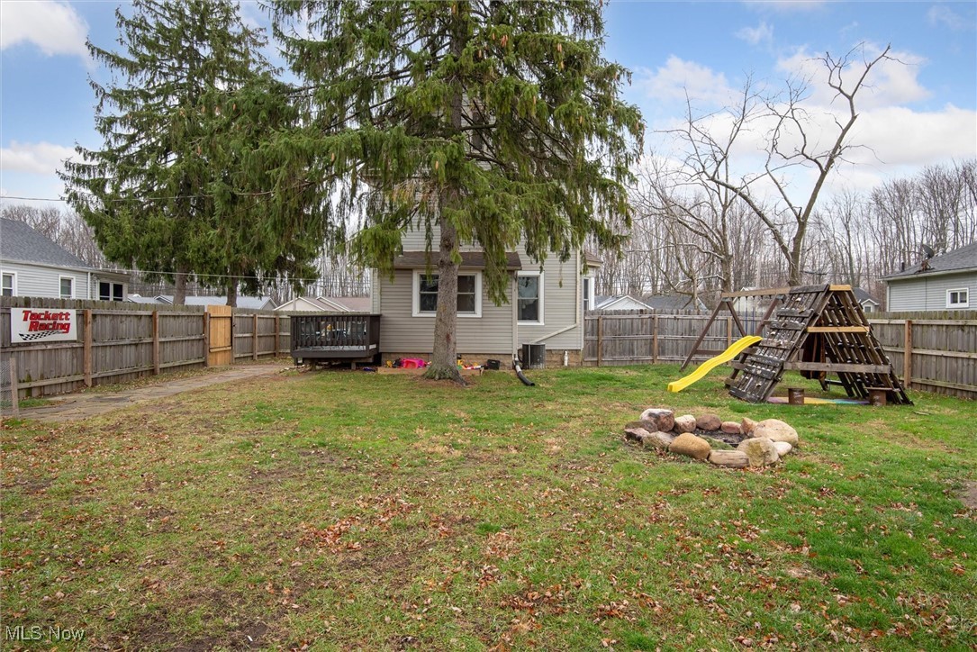 426 Root Road Lorain, OH 44052 - Photo 37 of 38