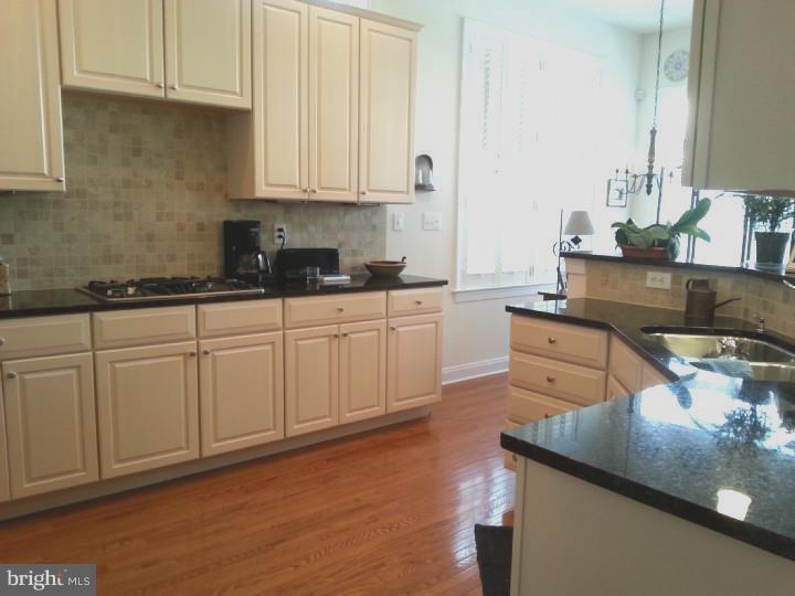 258 Hanover Road Phoenixville, PA 19460 - Photo 10 of 25 Kitchen
