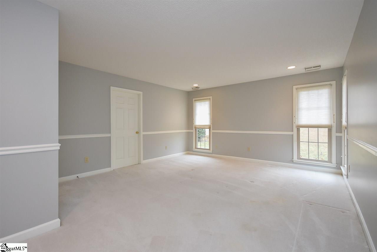 2411 Roper Mountain Road Simpsonville, SC 29681 - Photo 16 of 36 Gallery Image 16