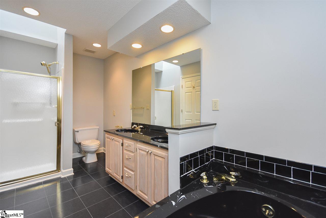 2411 Roper Mountain Road Simpsonville, SC 29681 - Photo 21 of 36 Gallery Image 21