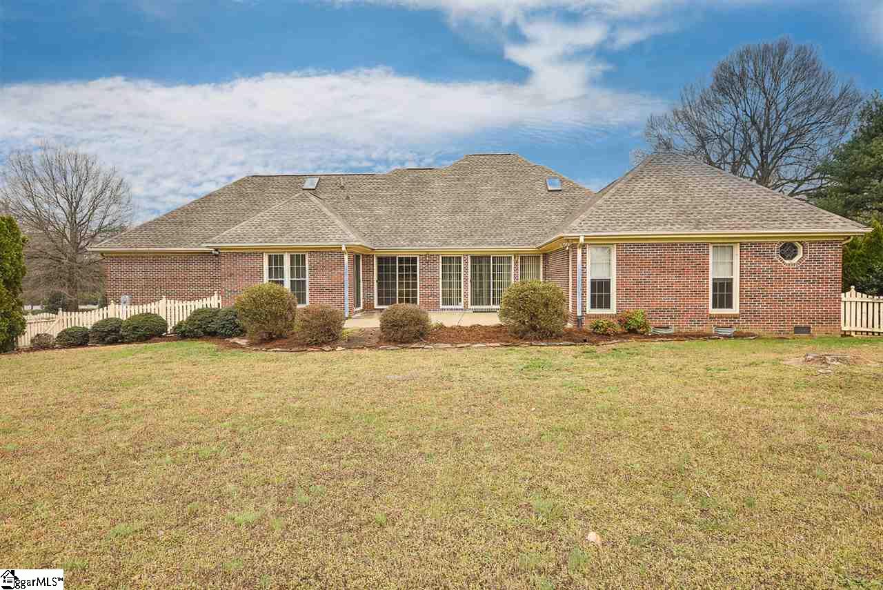 2411 Roper Mountain Road Simpsonville, SC 29681 - Photo 26 of 36 Gallery Image 26