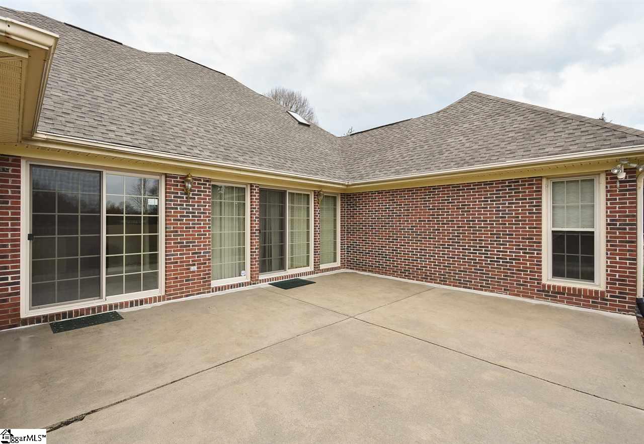 2411 Roper Mountain Road Simpsonville, SC 29681 - Photo 27 of 36 Gallery Image 27