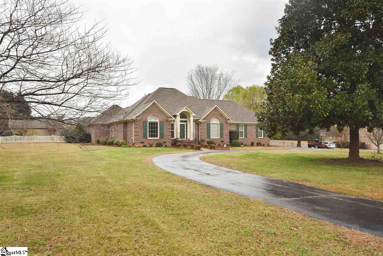 2411 Roper Mountain Road Simpsonville, SC 29681 - Photo 35 of 36 Gallery Image 35