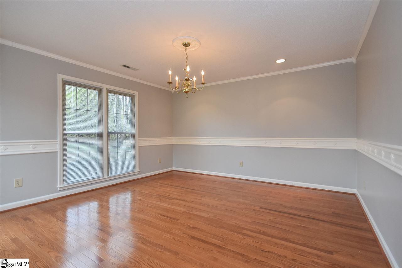2411 Roper Mountain Road Simpsonville, SC 29681 - Photo 10 of 36 Gallery Image 10