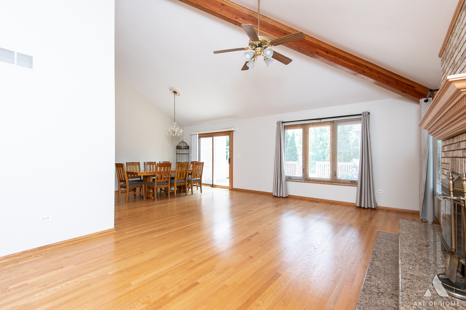 1196 Covington Drive Lemont, IL 60439 - Photo 13 of 52 a view of a livingroom with furniture and a window
