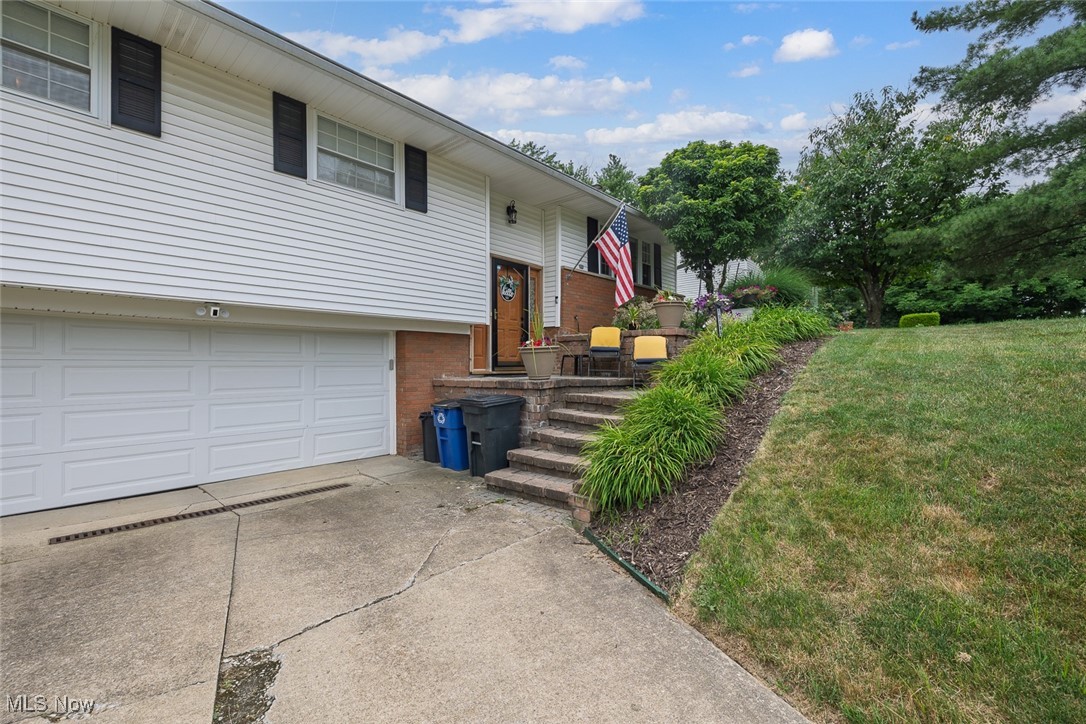 19445 Lunn Road Strongsville, OH 44149 - Photo 3 of 31 Gallery Image 3