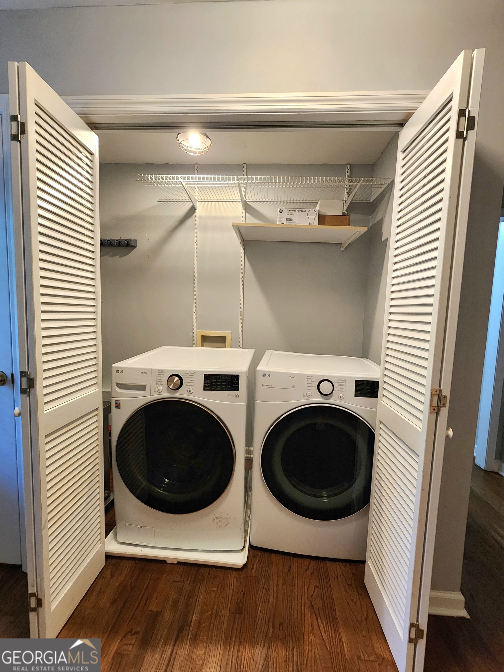 807 Wera Place Macon, GA 31210 - Photo 25 of 46 a utility room with dryer and washer