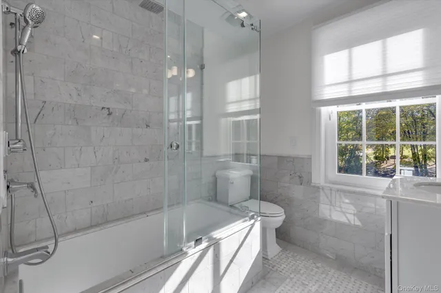 $1,750,000 | 22 Fort Salonga Road, Centerport, NY 11721