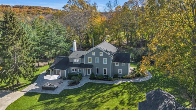 $1,750,000 | 22 Fort Salonga Road, Centerport, NY 11721