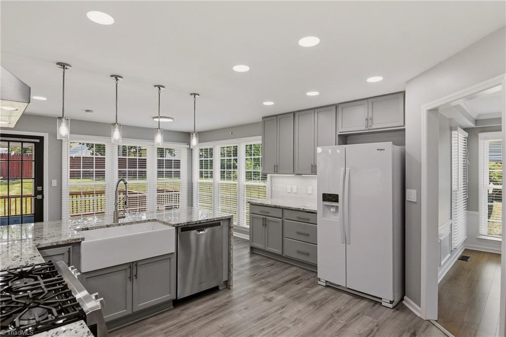 1406 Spring Tree Court High Point, NC 27265 - Photo 16 of 35