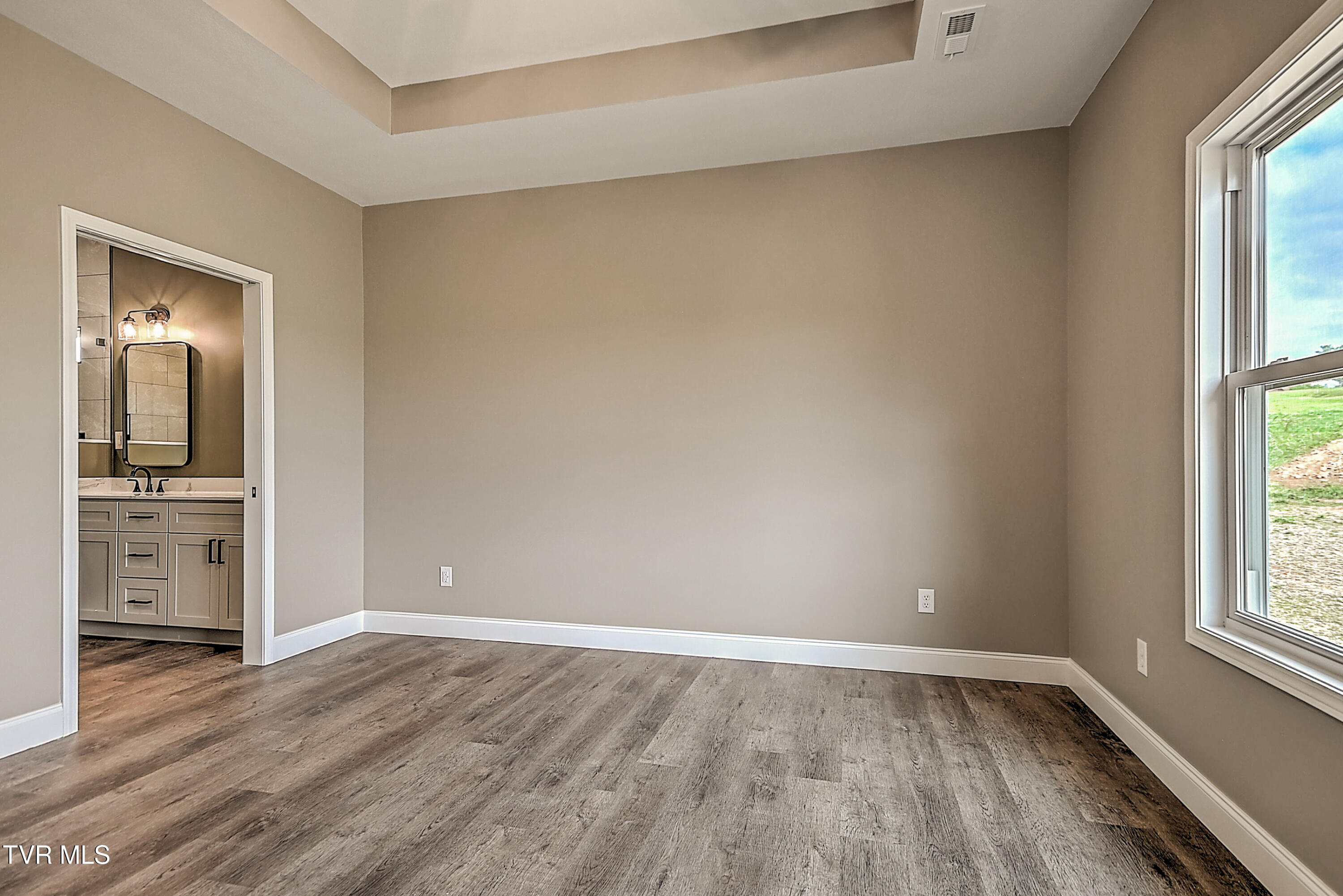 265 Red Tail Ridge, Unit LOT # 7 Greeneville, TN 37743 - Photo 23 of 41 205 Red Tail JK-24