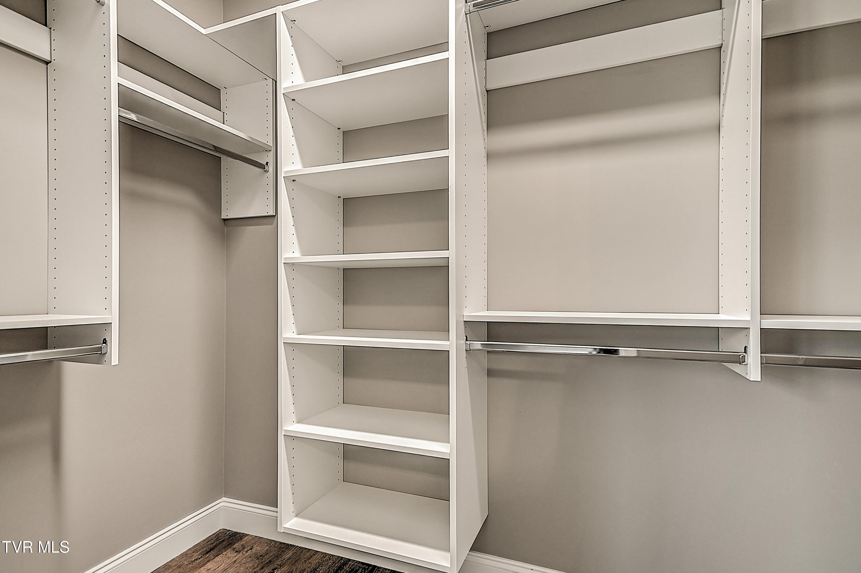 265 Red Tail Ridge, Unit LOT # 7 Greeneville, TN 37743 - Photo 28 of 41 205 Red Tail JK-29