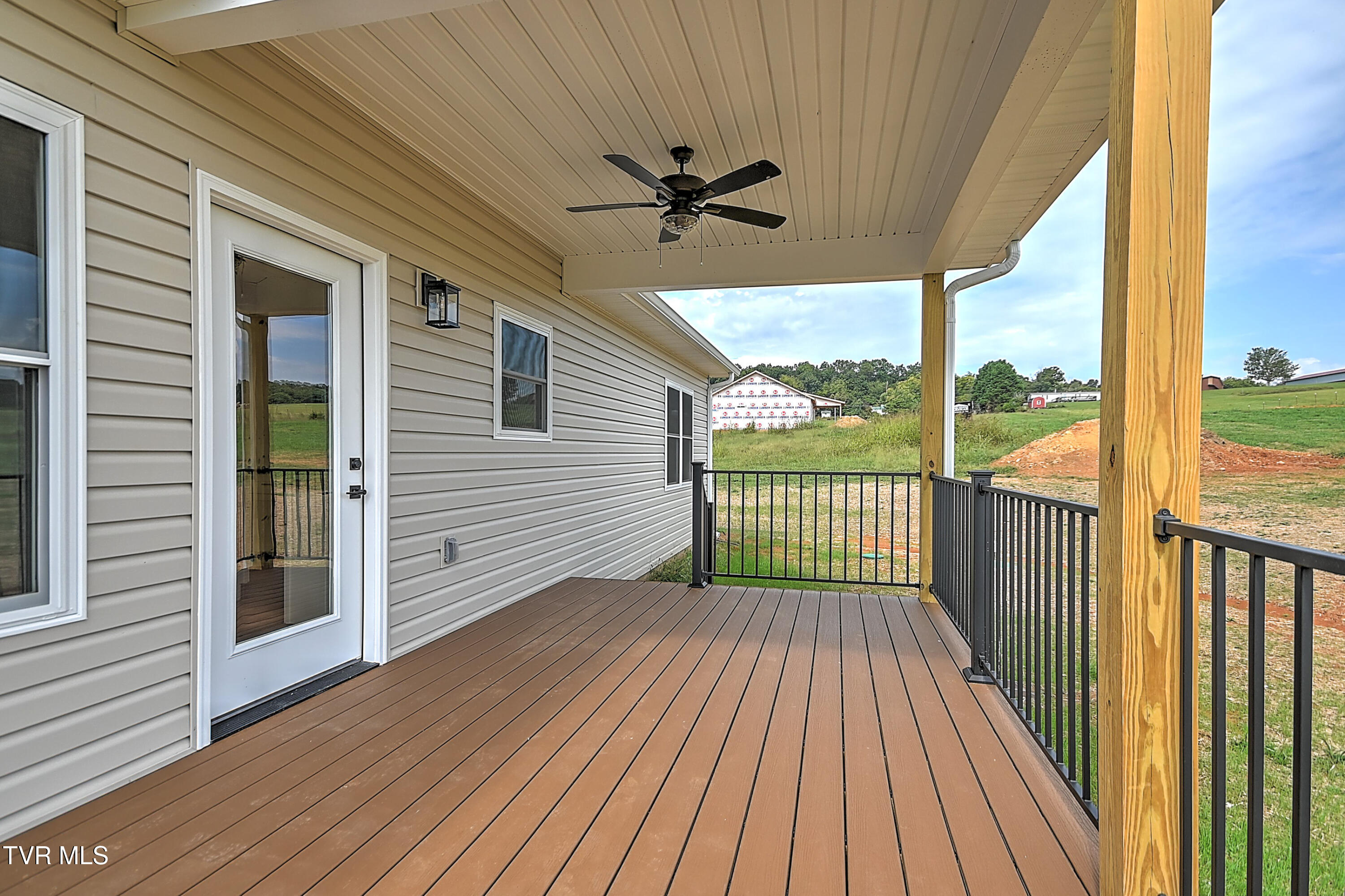 265 Red Tail Ridge, Unit LOT # 7 Greeneville, TN 37743 - Photo 33 of 41 205 Red Tail JK-34