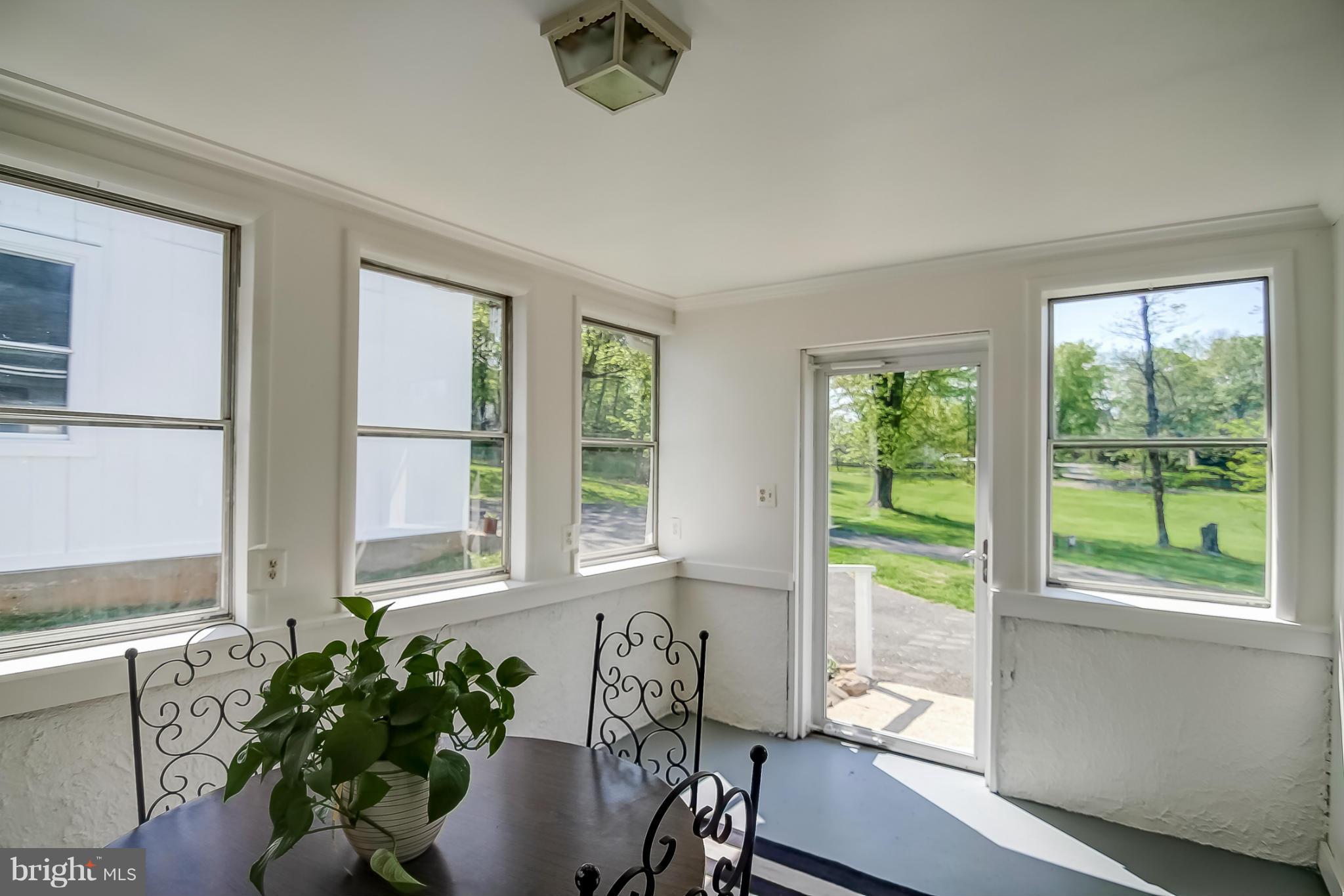 6225 Georgetown Road Broad Run, VA 20137 - Photo 18 of 30 Sunroom