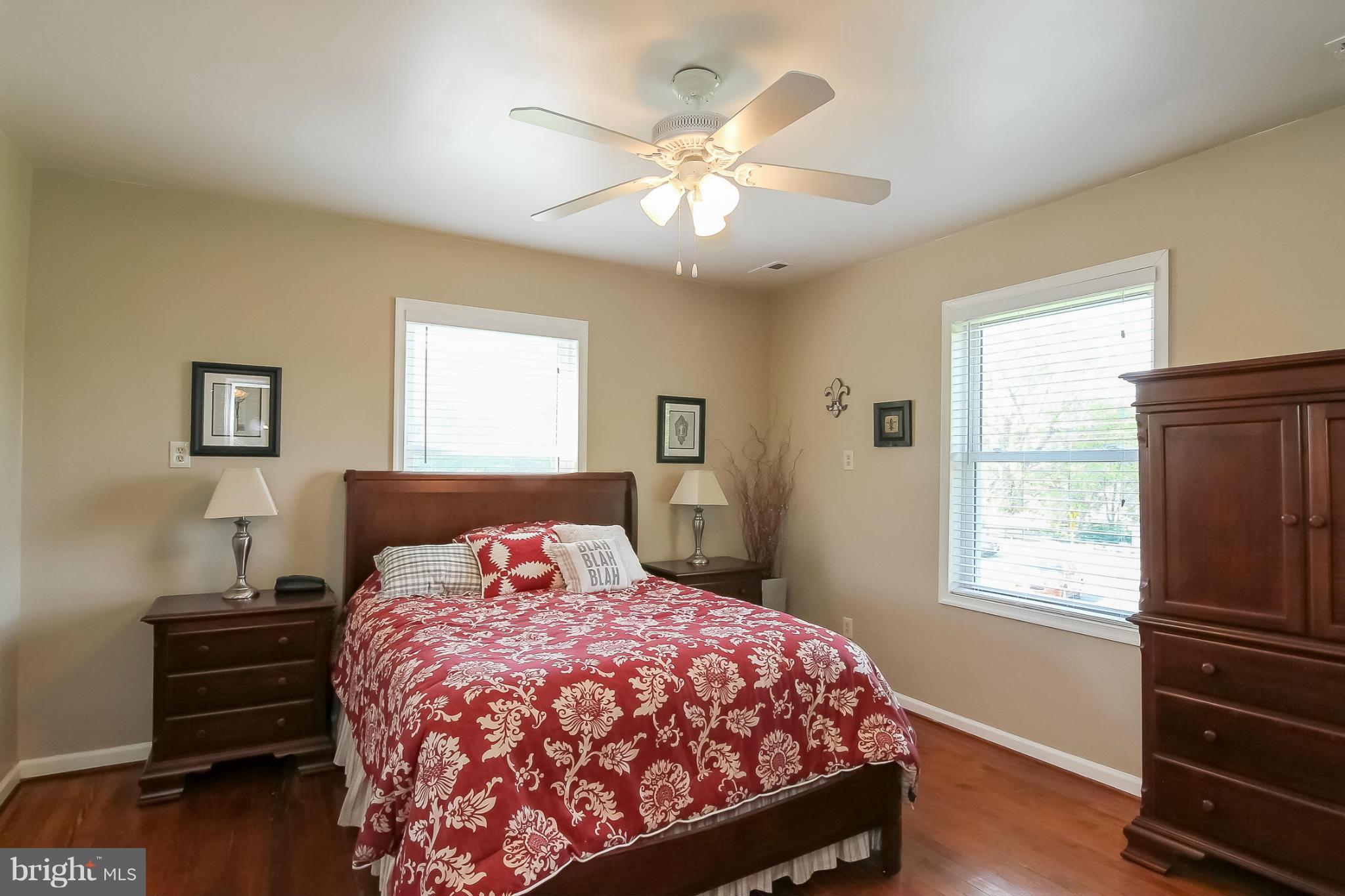 6225 Georgetown Road Broad Run, VA 20137 - Photo 19 of 30 First Floor Bedroom (Master)