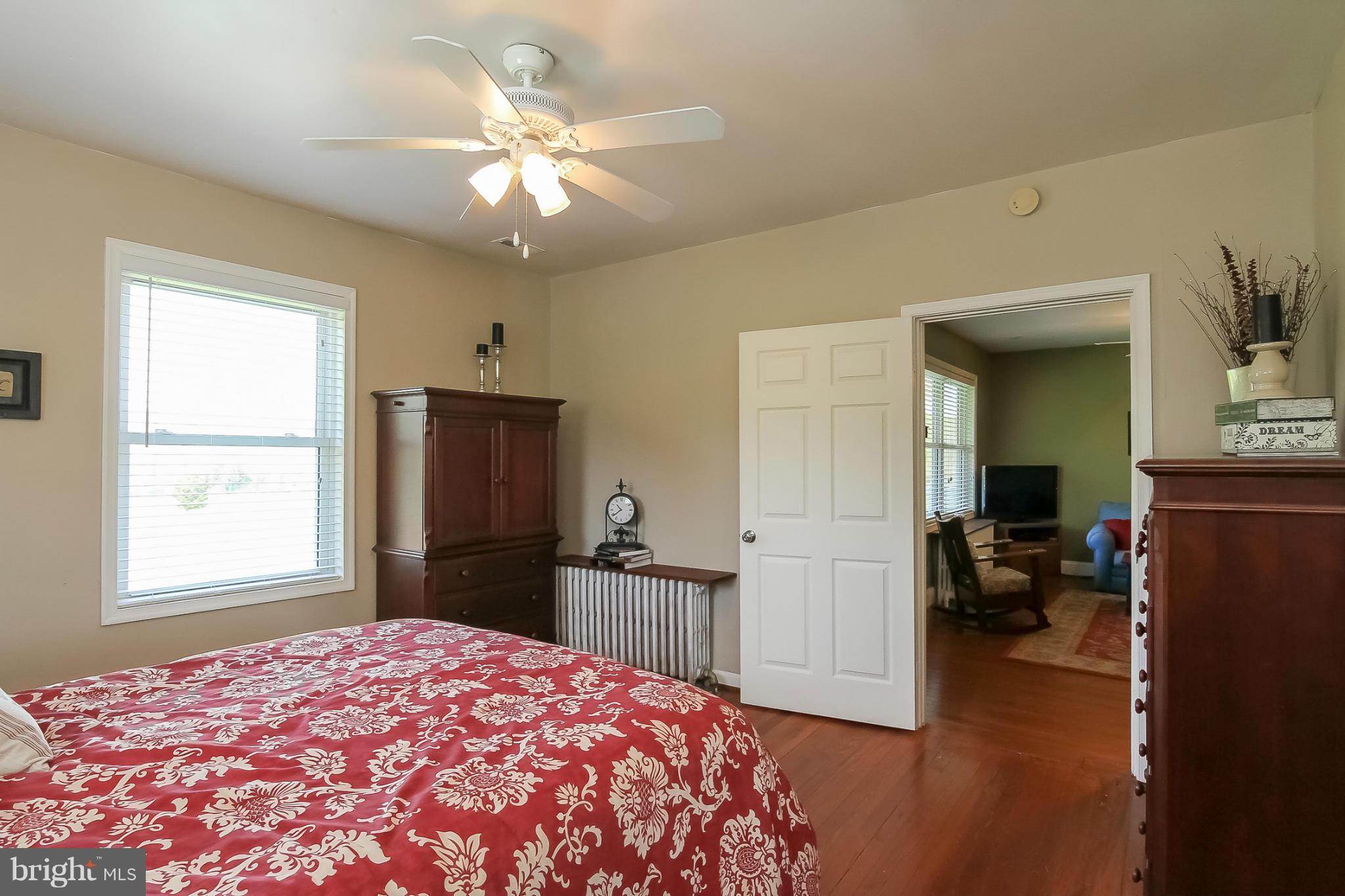 6225 Georgetown Road Broad Run, VA 20137 - Photo 20 of 30 First Floor Bedroom (Master)