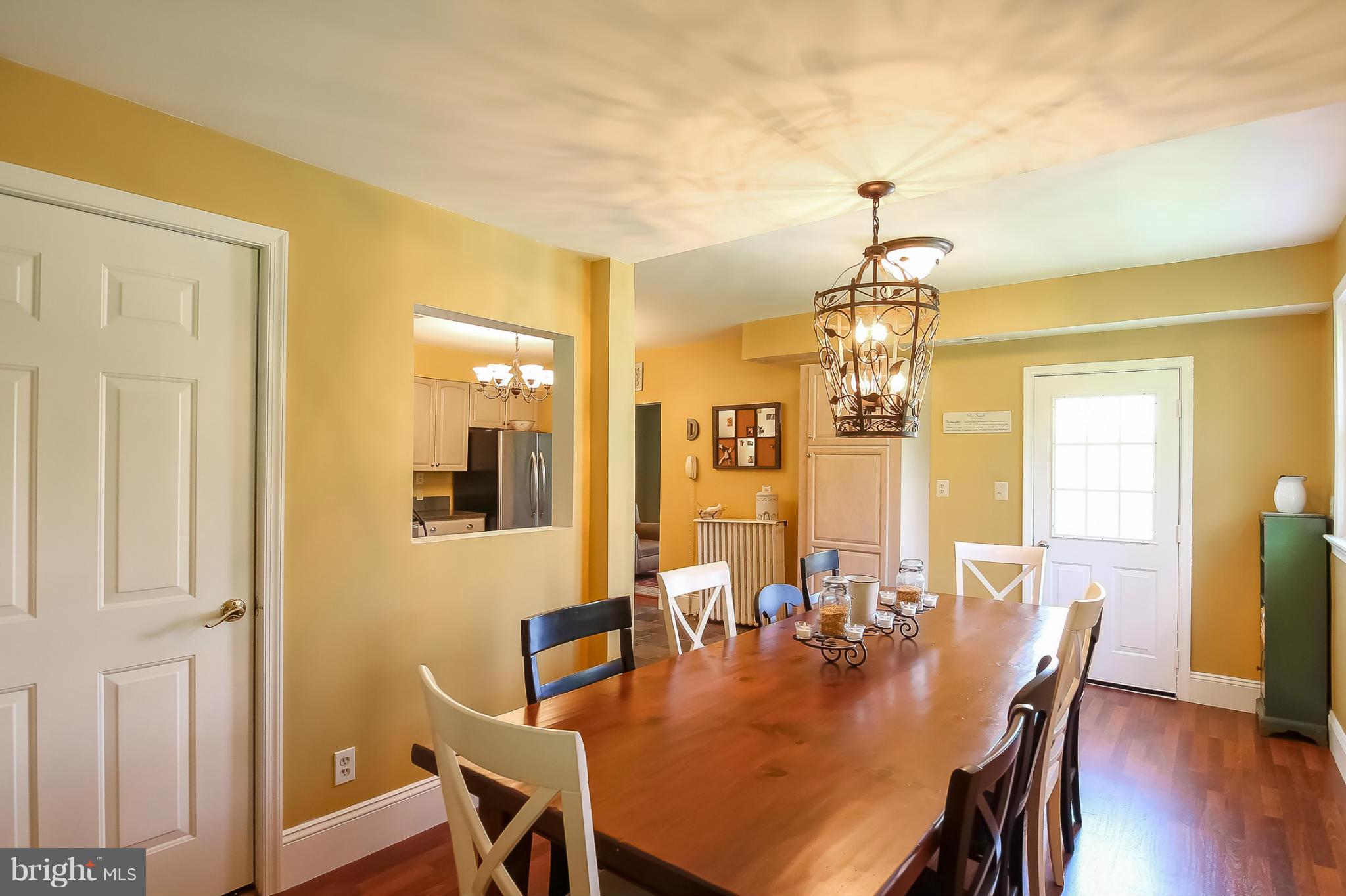 6225 Georgetown Road Broad Run, VA 20137 - Photo 9 of 30 Dining Room