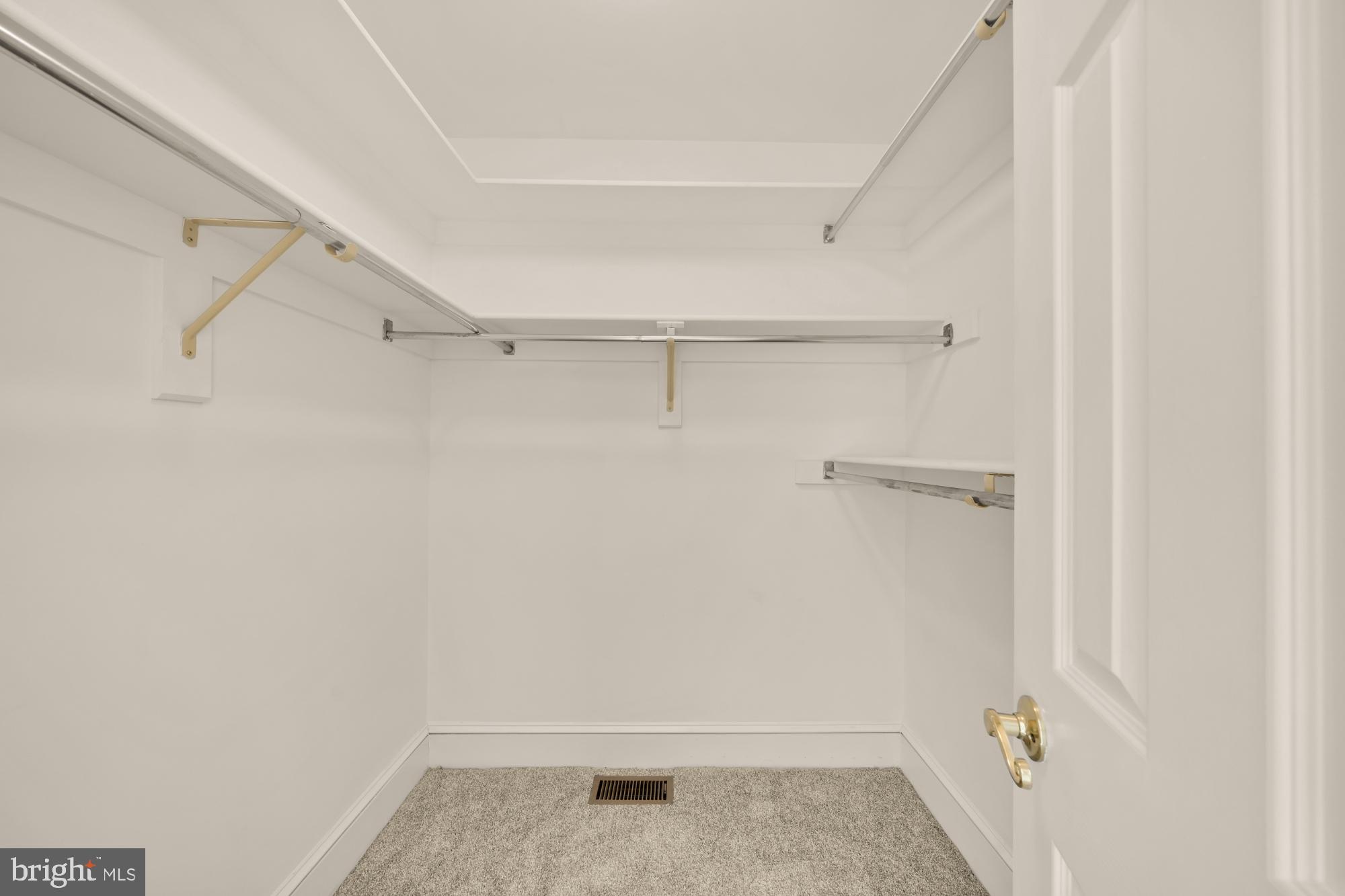 8301 Rising Ridge Way Bethesda, MD 20817 - Photo 39 of 60