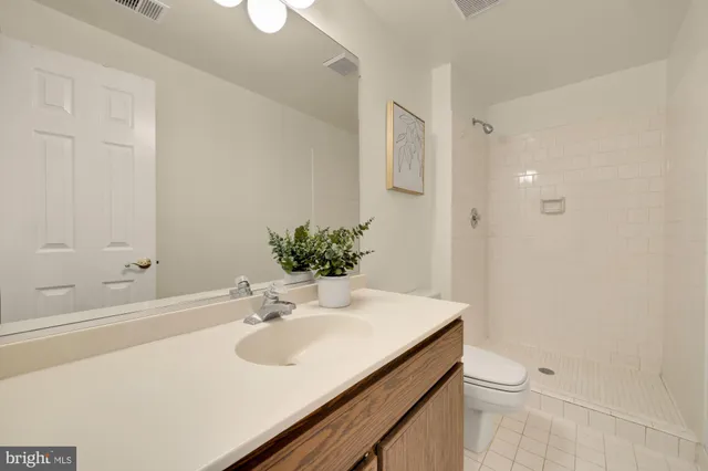 $1,199,999 | 8301 Rising Ridge Way, Bethesda, MD 20817