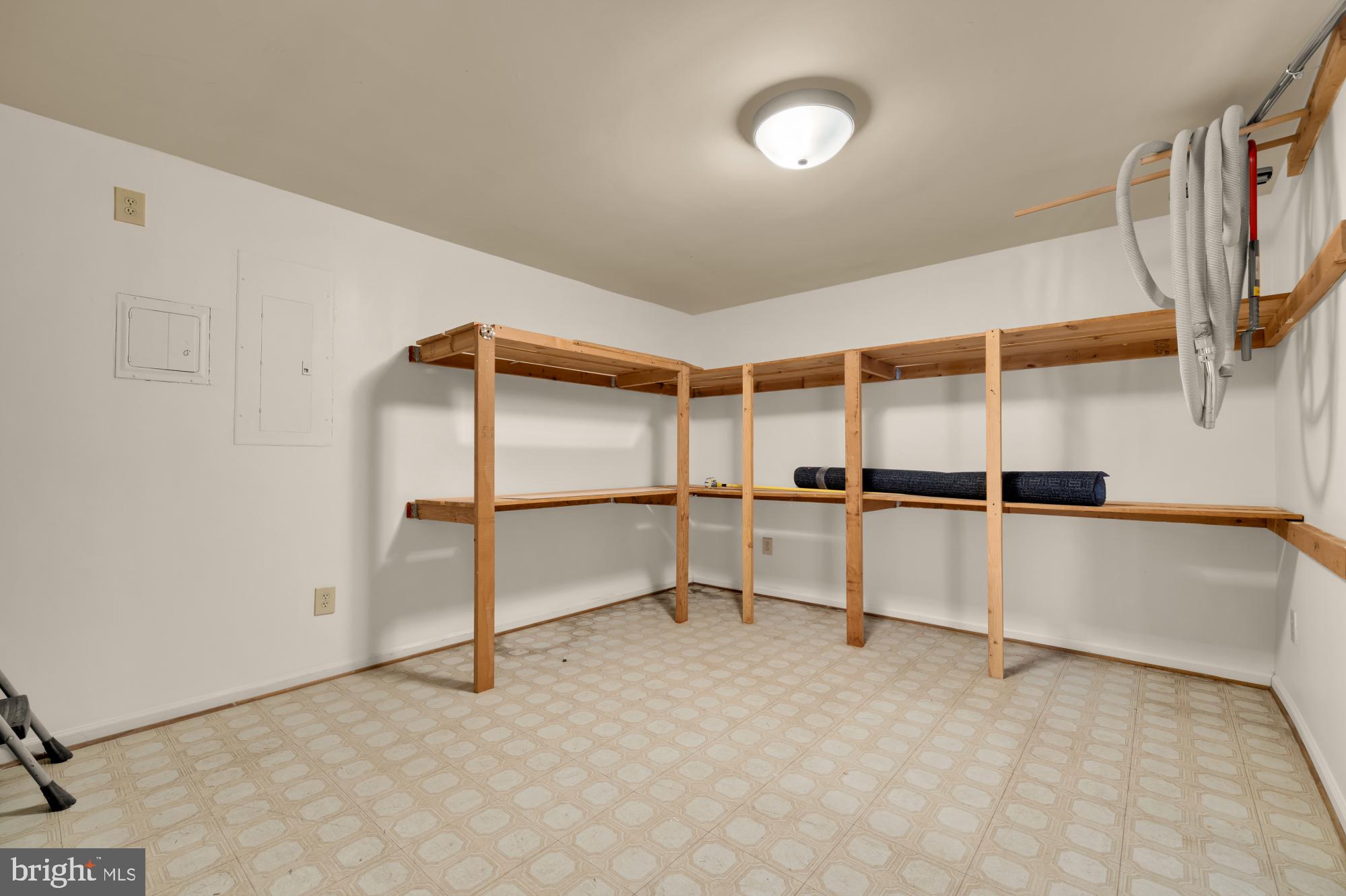 8301 Rising Ridge Way Bethesda, MD 20817 - Photo 57 of 60