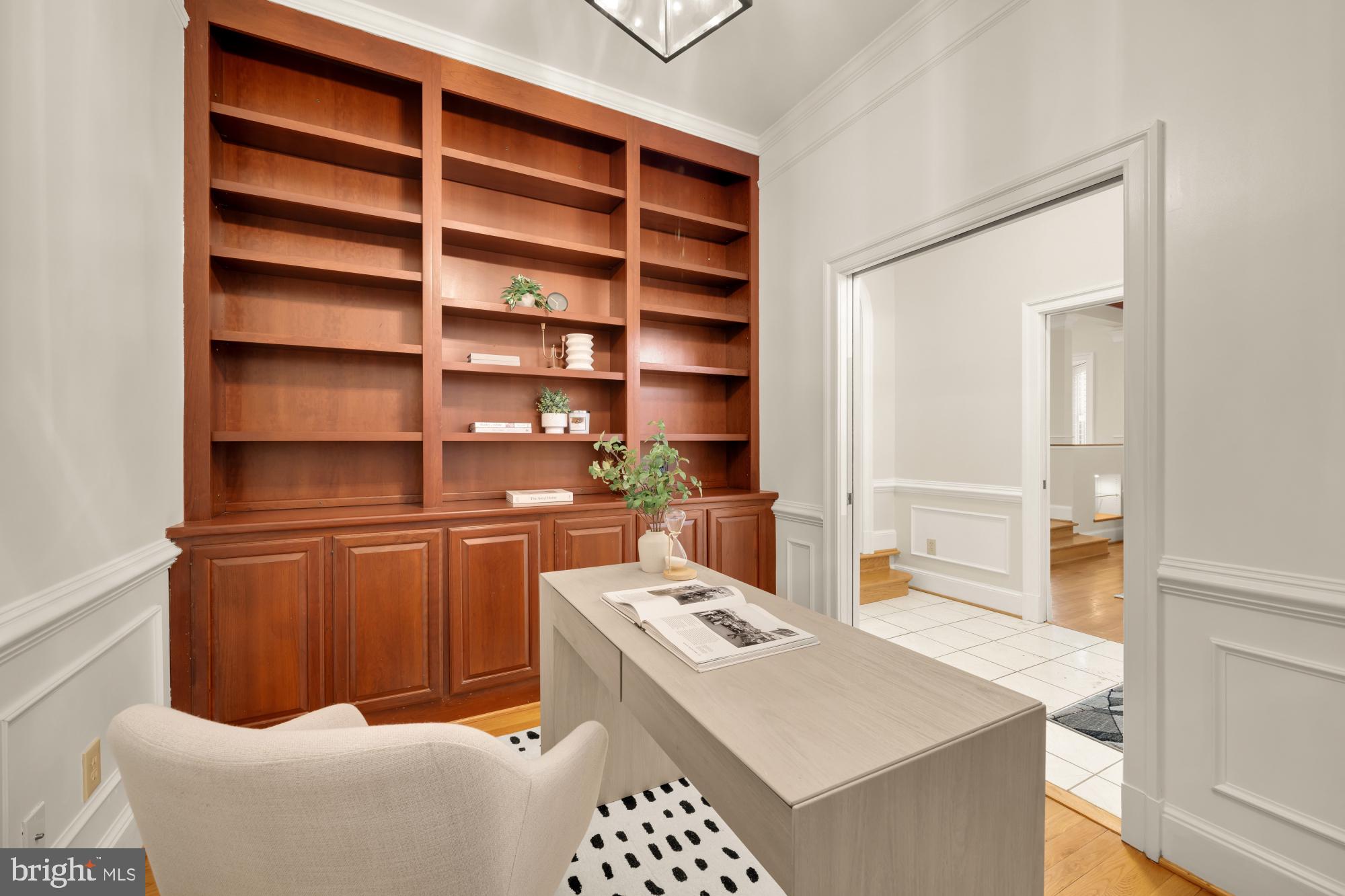 8301 Rising Ridge Way Bethesda, MD 20817 - Photo 6 of 60