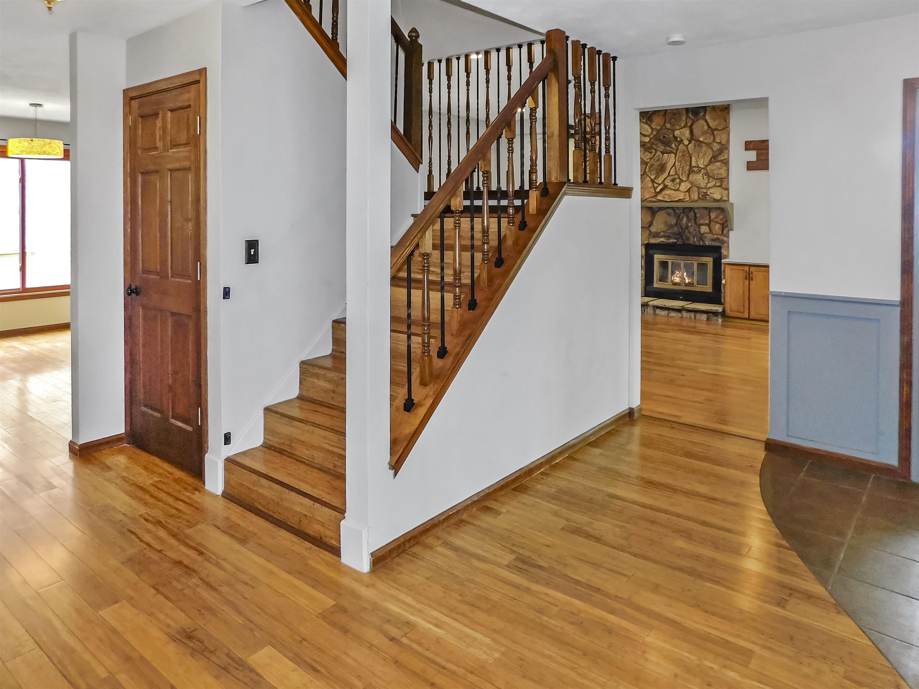 10312 Ardis Road Roscoe, IL 61073 - Photo 15 of 57 Gallery Image 15