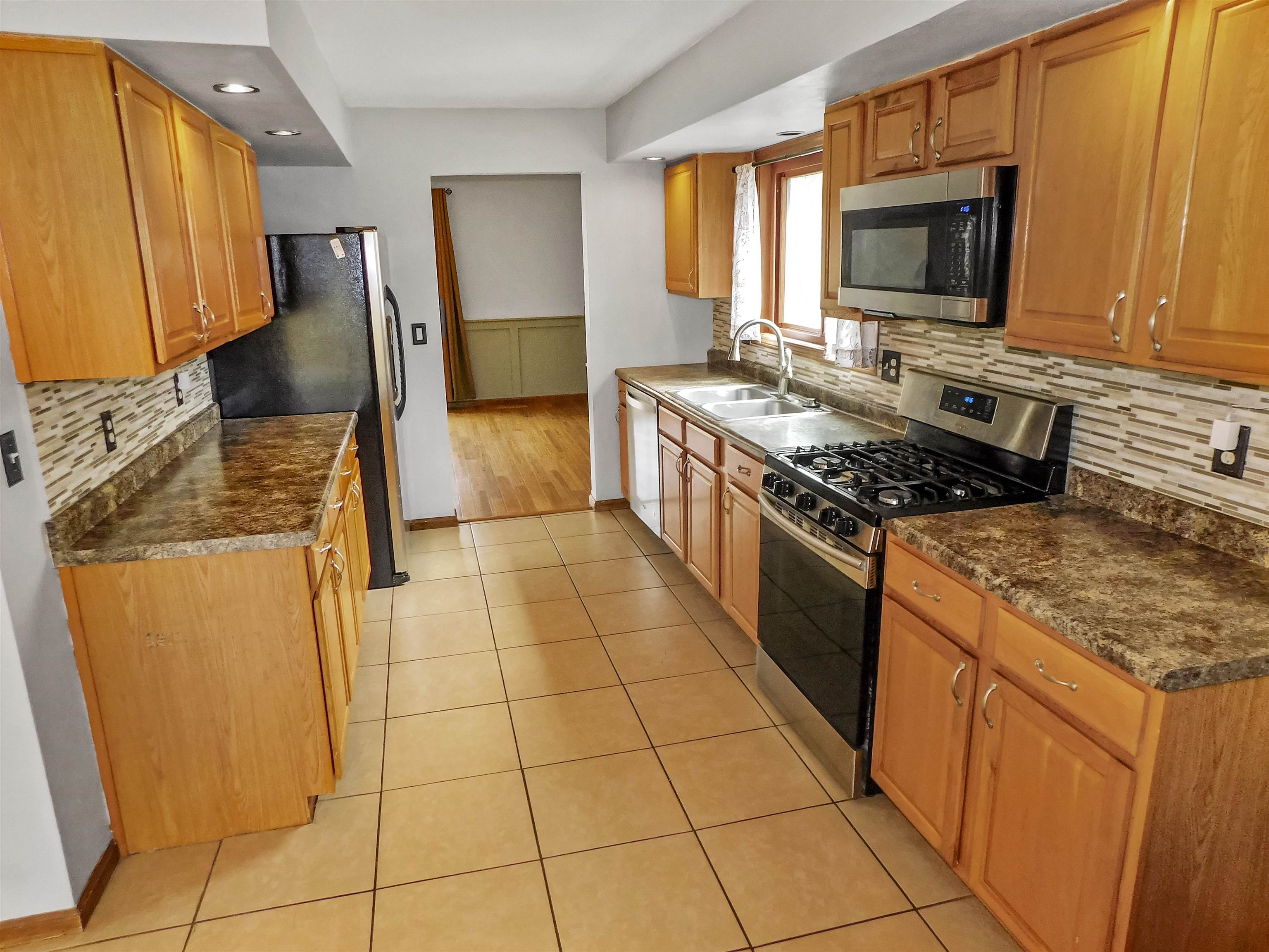 10312 Ardis Road Roscoe, IL 61073 - Photo 23 of 57 Gallery Image 23