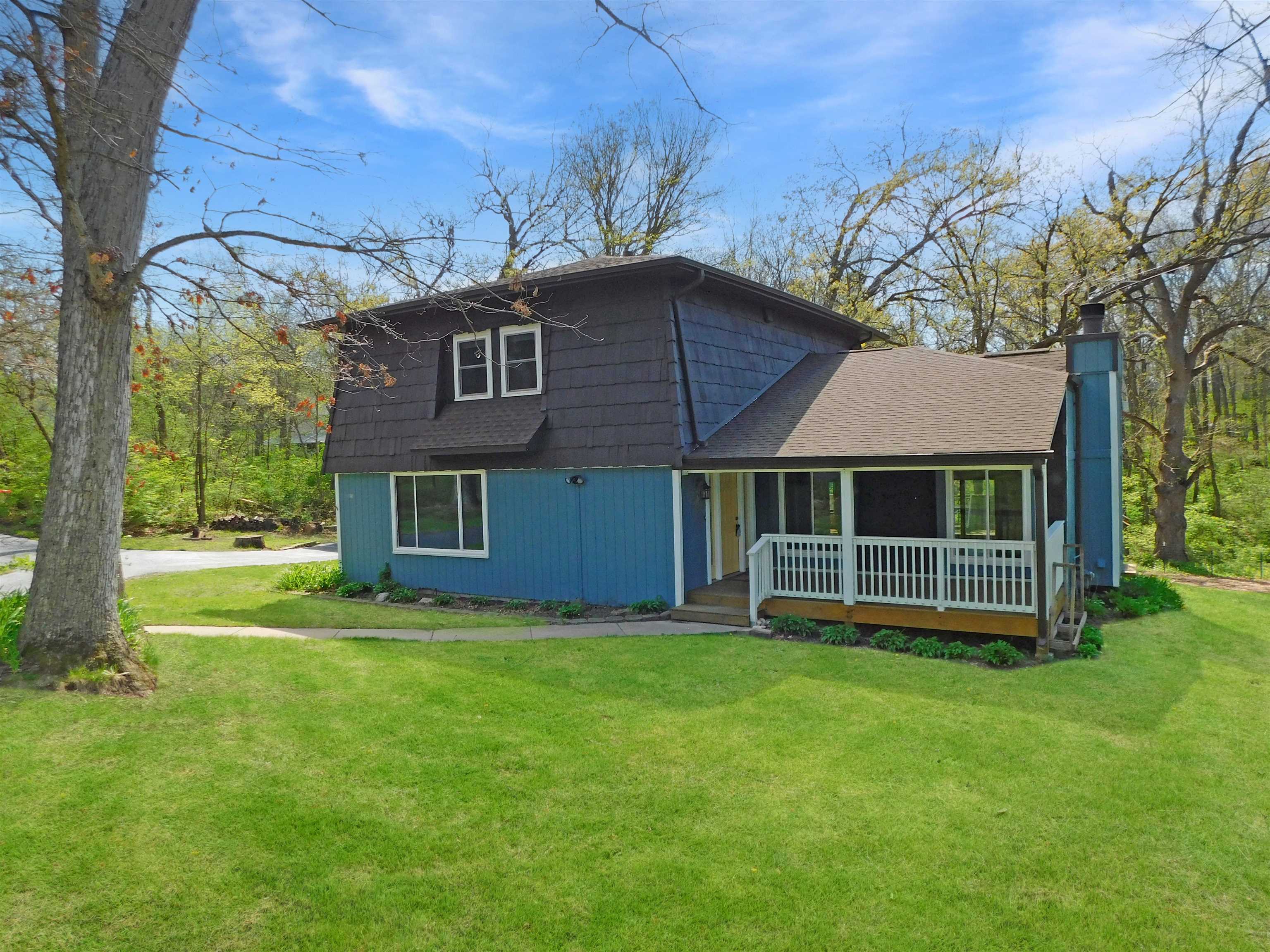 10312 Ardis Road Roscoe, IL 61073 - Photo 3 of 57 Gallery Image 3