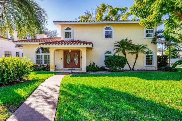 $1,100,000 | 500 Venezia Parkway, Venice, FL 34285