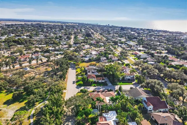 $1,100,000 | 500 Venezia Parkway, Venice, FL 34285