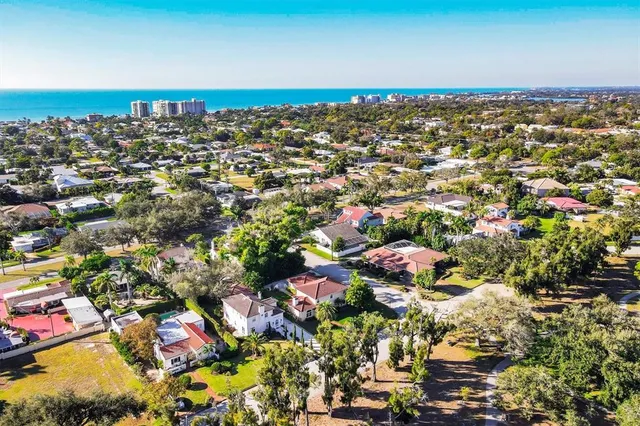 $1,100,000 | 500 Venezia Parkway, Venice, FL 34285