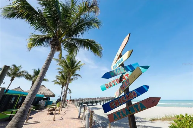 $1,100,000 | 500 Venezia Parkway, Venice, FL 34285