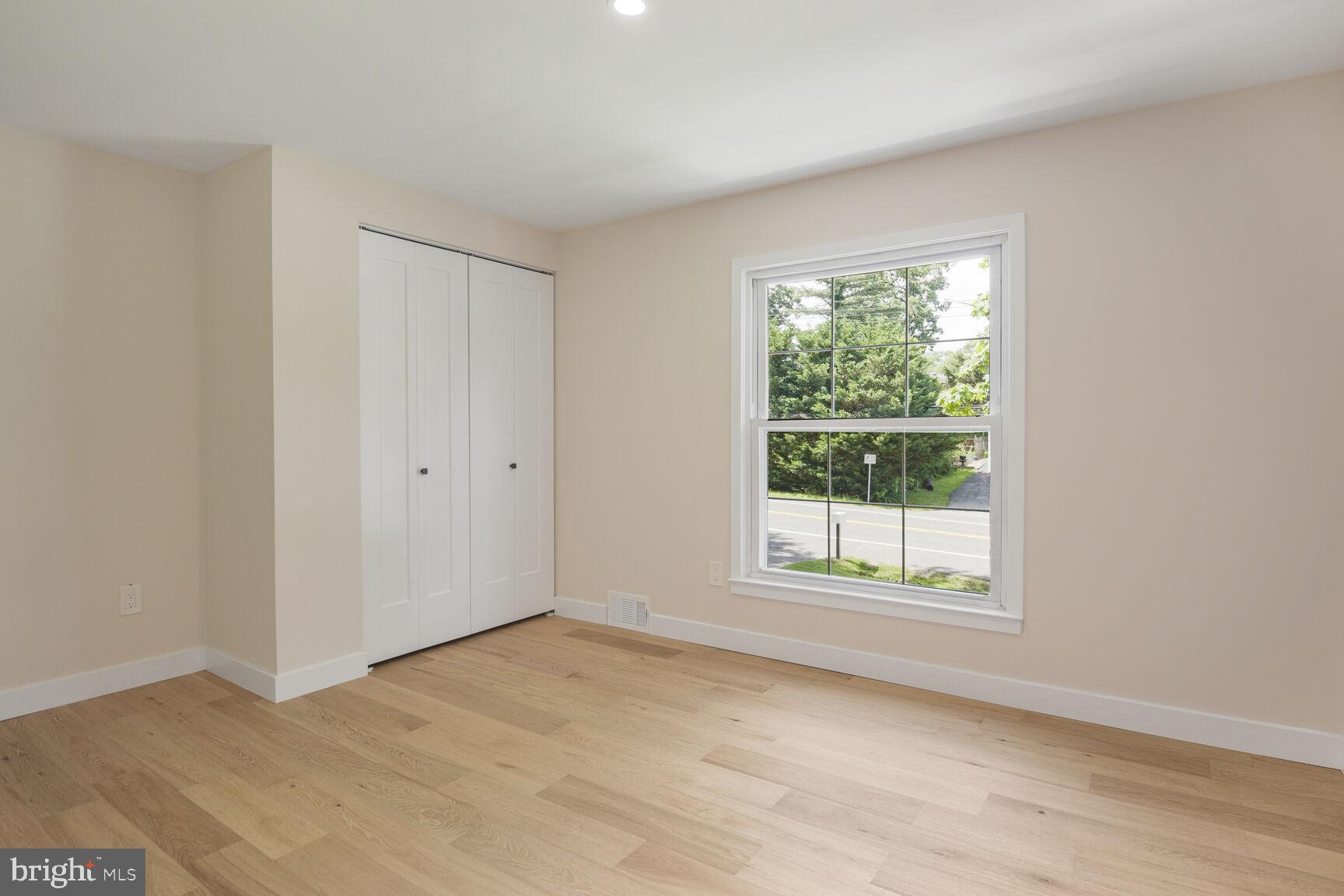 8328 Tuckerman Lane Potomac, MD 20854 - Photo 25 of 31