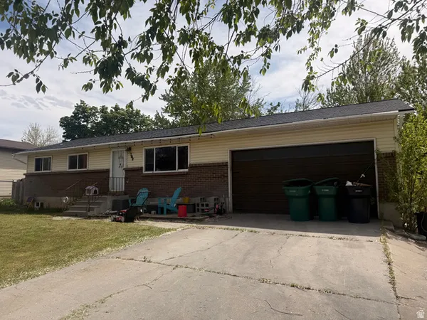 $340,000 | 702 West 700 North, Clearfield, UT 84015