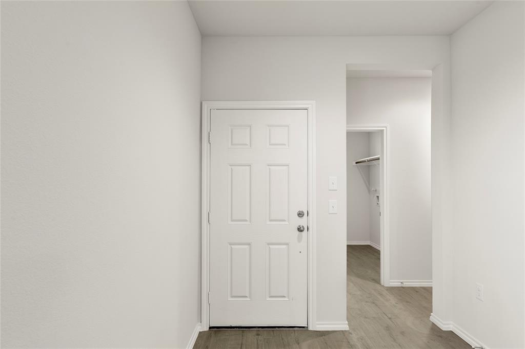 1715 Teton River Drive Blue Ridge, TX 75424 - Photo 3 of 28 a view of room with hardwood floor