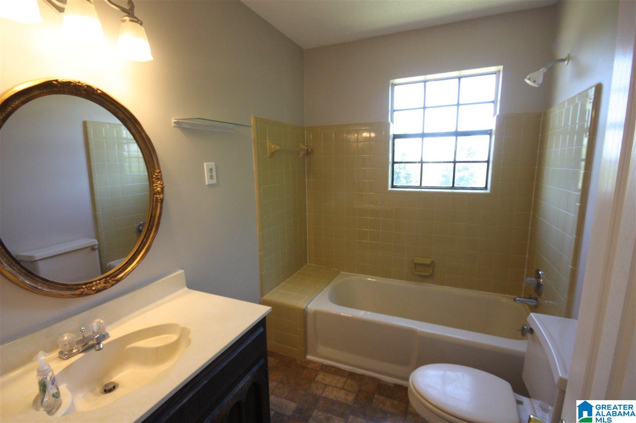 3881 South Shades Crest Road Birmingham, AL 35244 - Photo 16 of 26