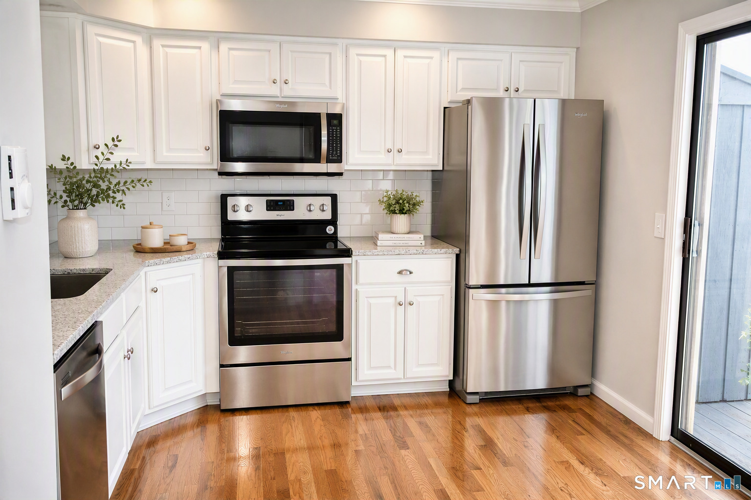 8 Driftway Road, Unit B3 Danbury, CT 06811 - Photo 2 of 9 Gallery Image 2