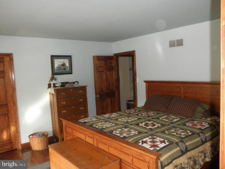 88 A Forrest Road Mertztown, PA 19539 - Photo 14 of 21 Gallery Image 14