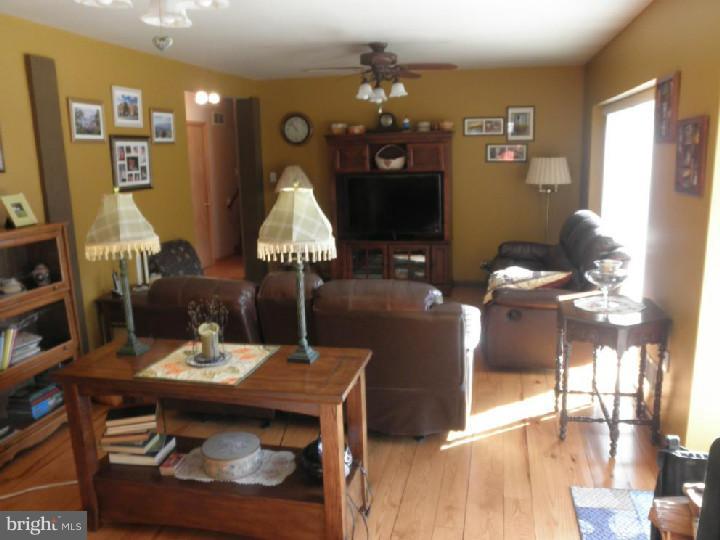 88 A Forrest Road Mertztown, PA 19539 - Photo 19 of 21 Gallery Image 19