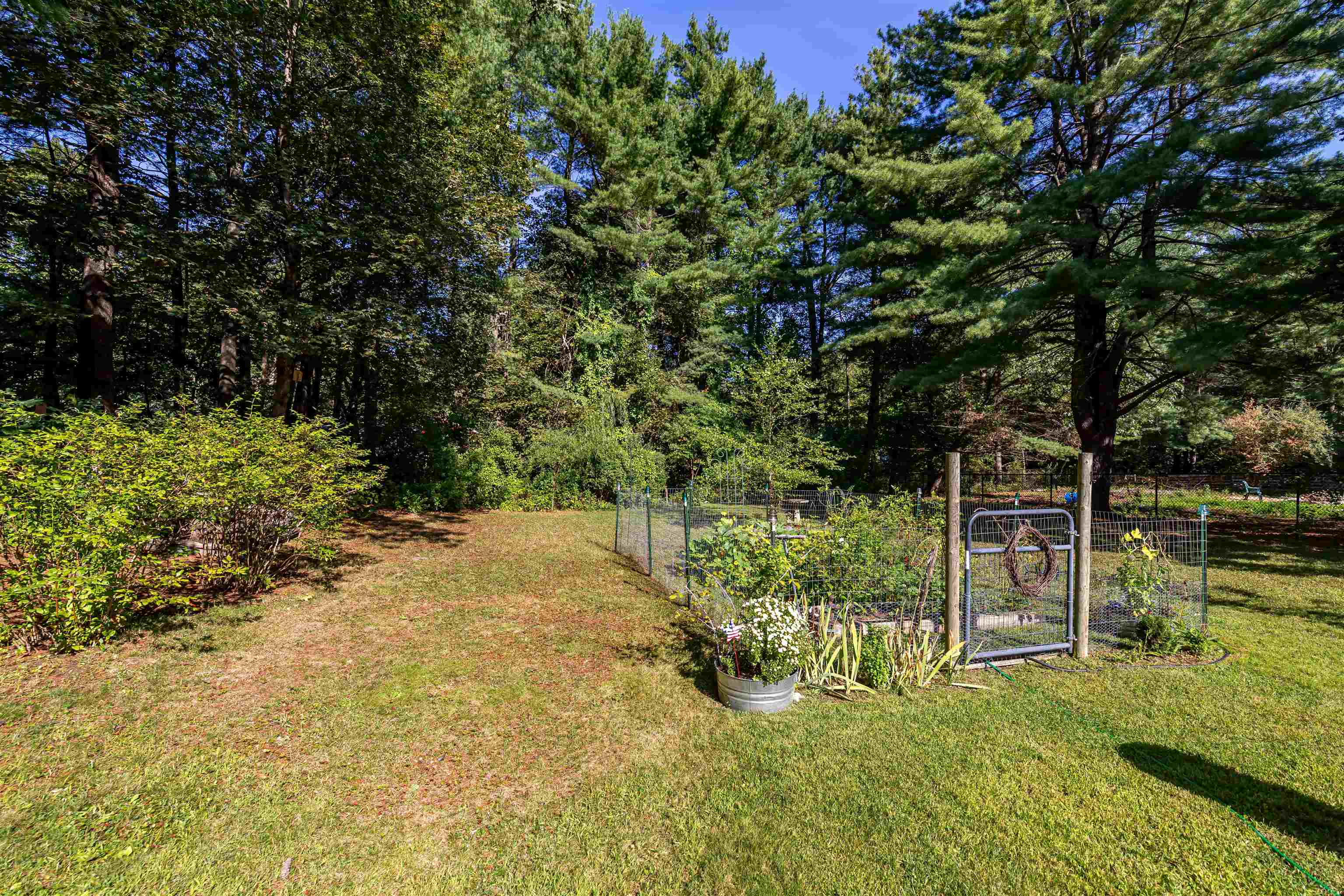 177 Naticook Road Merrimack, NH 03054 - Photo 35 of 44