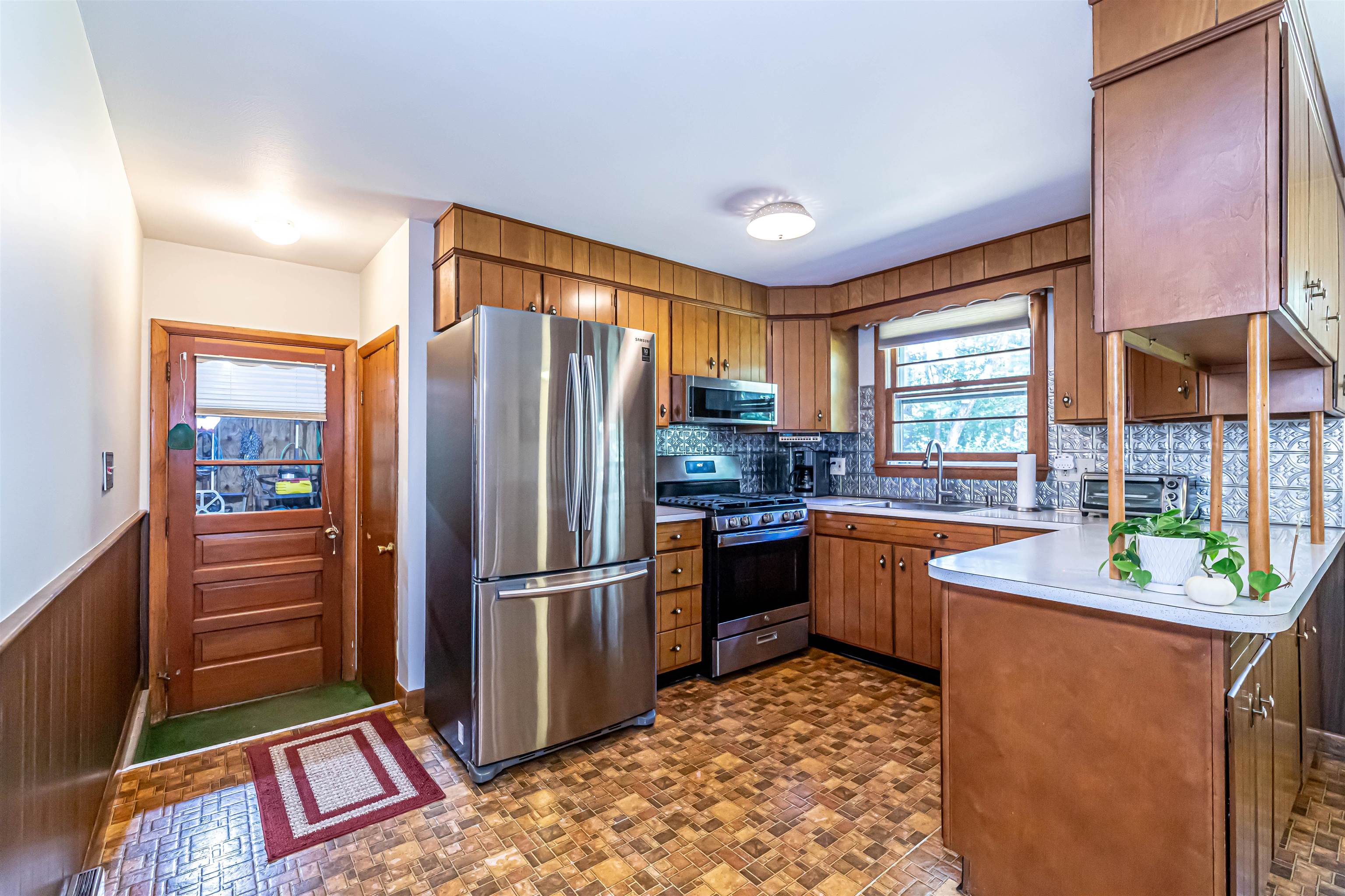 177 Naticook Road Merrimack, NH 03054 - Photo 9 of 44