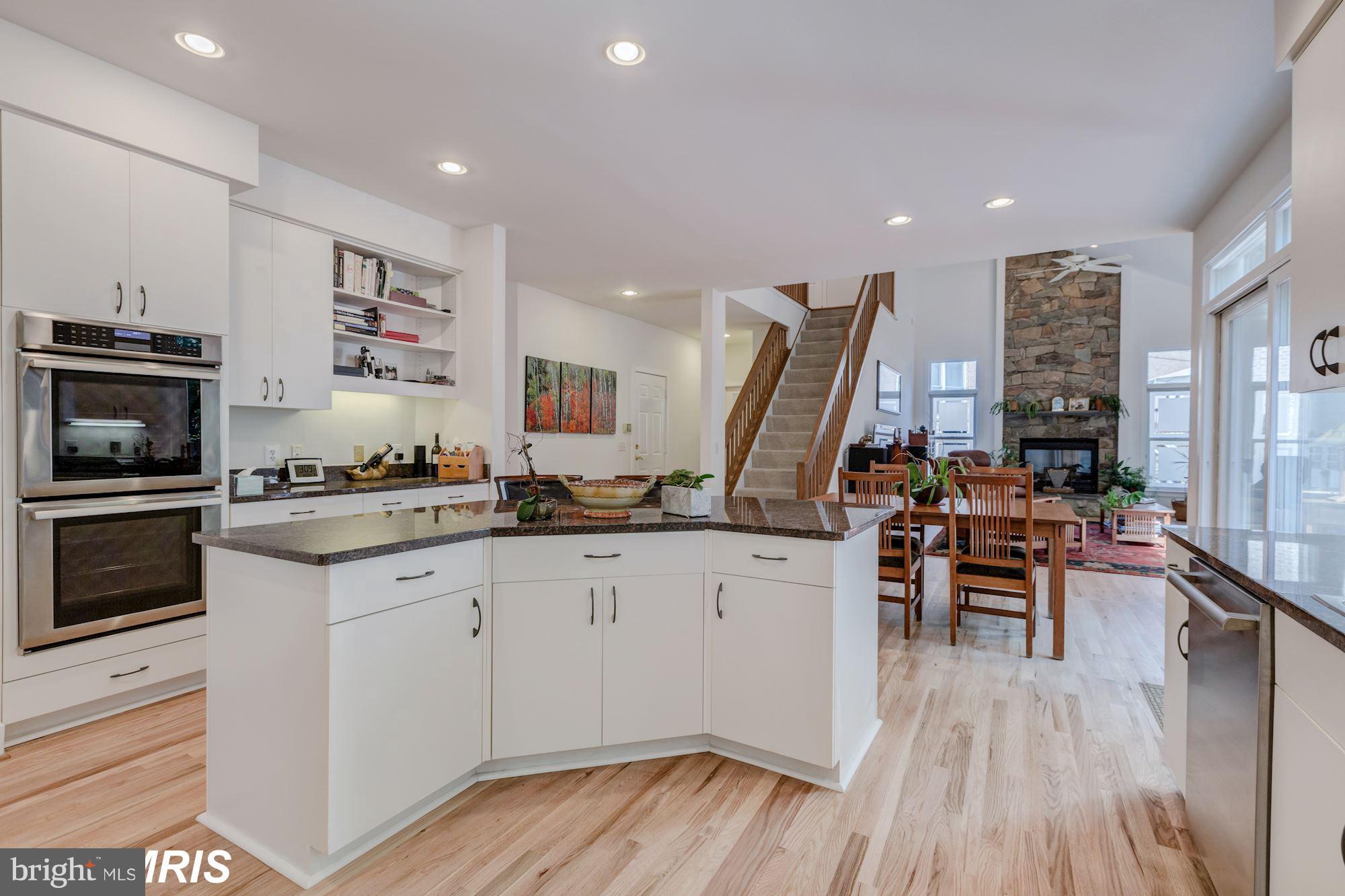 6900 Rannoch Road Bethesda, MD 20817 - Photo 10 of 22 a view of kitchen with sink and microwave
