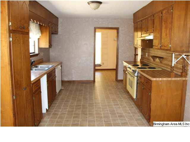 509 11th Street Northwest Alabaster, AL 35007 - Photo 9 of 28