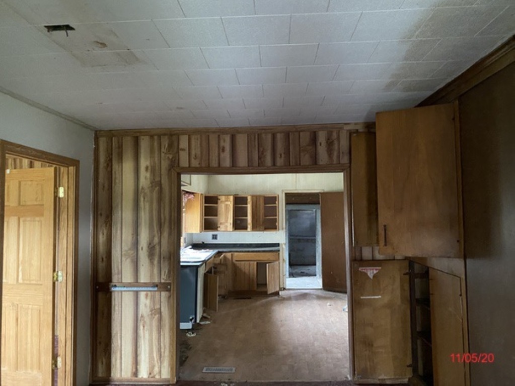 10180 South South Base Road Lynn, IN 47355 - Photo 2 of 32 Gallery Image 2