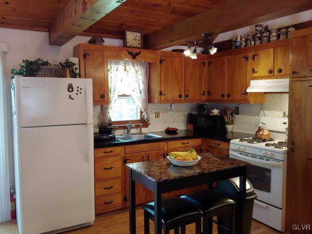 143 Roemerville Road Greentown, PA 18426 - Photo 6 of 34 Gallery Image 6