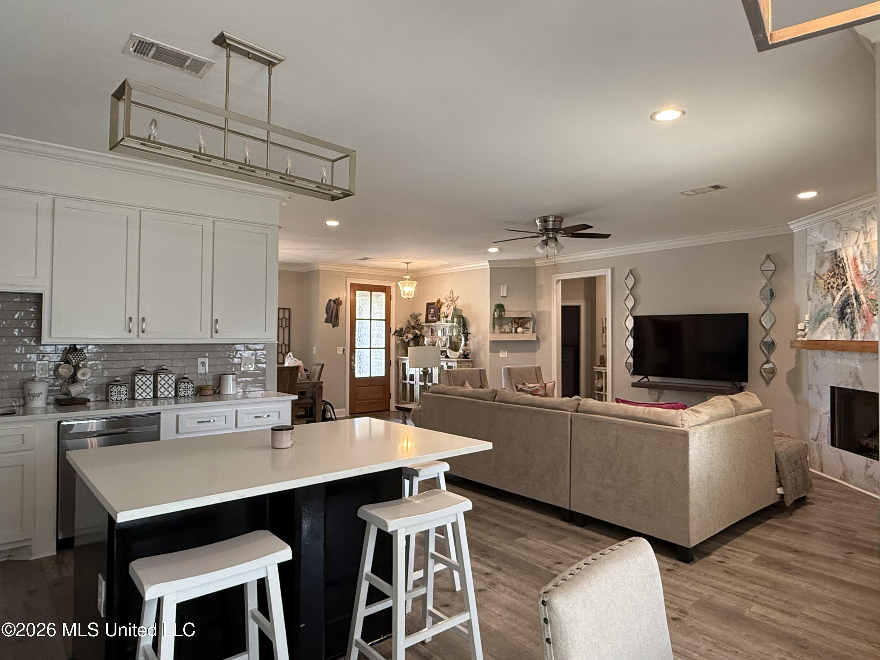 580 Hickory Place Brandon, MS 39047 - Photo 10 of 52 IMG_7680