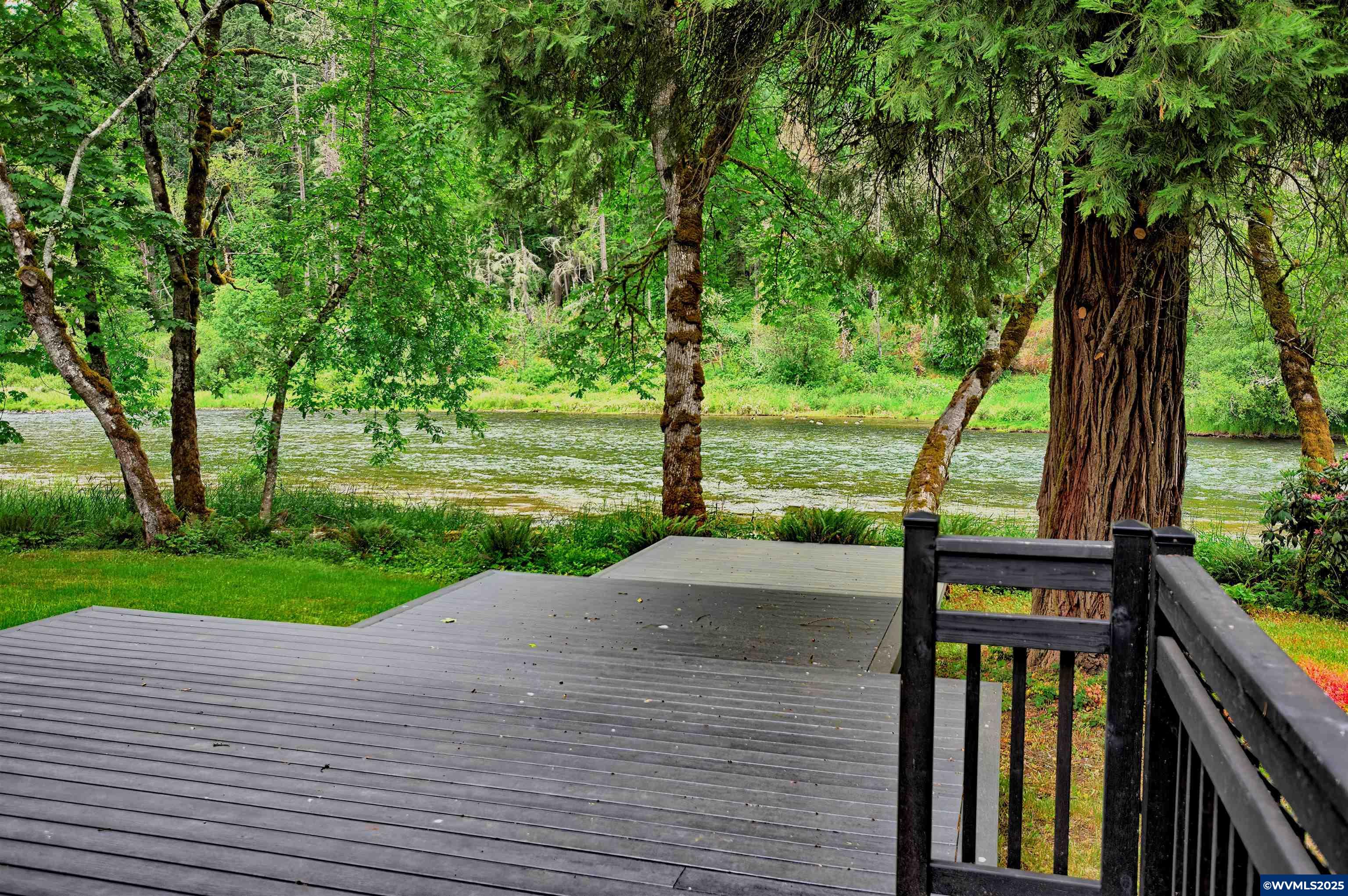 45849 River Loop Lyons, OR 97358 - Photo 9 of 44 Gallery Image 9